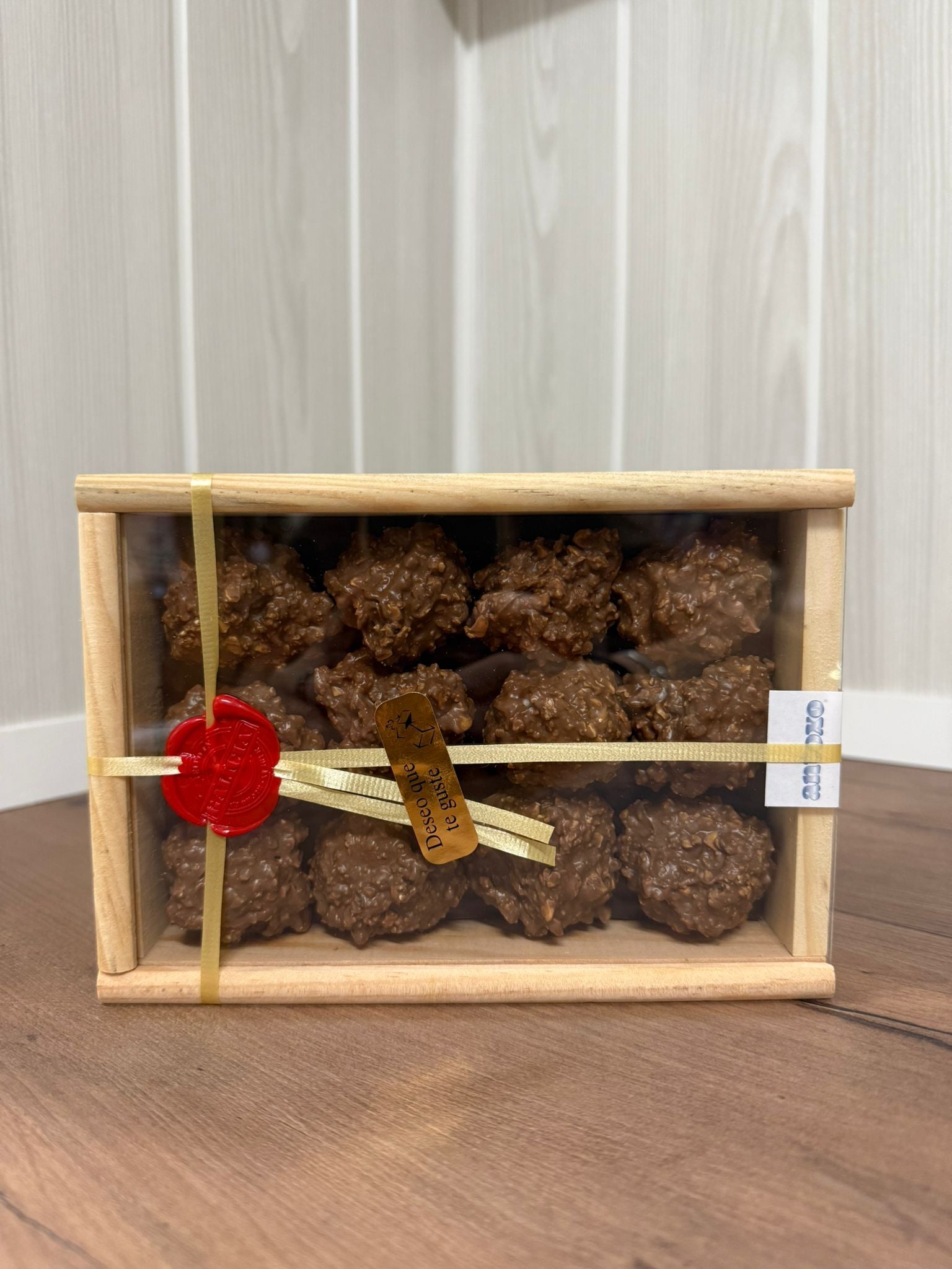 CAJA DE ROCAS