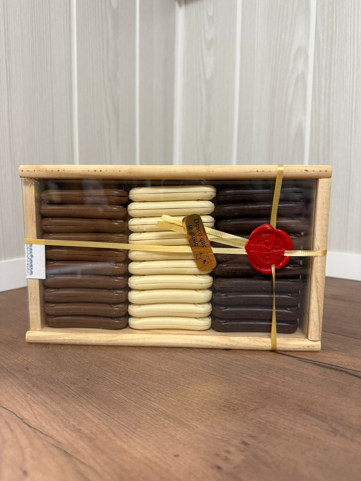 CAJA DE LENGUAS DE GATO 3 CHOCOLATES